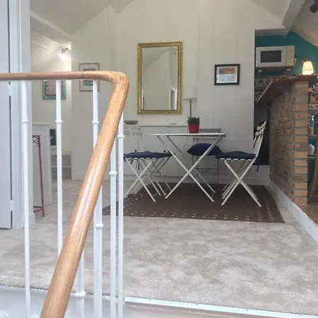 A Deux Pas Du Casino Et De La Spacieux 2 Pieces *