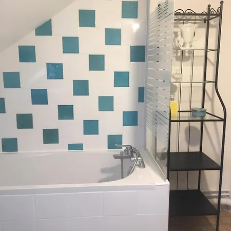 A Deux Pas Du Casino Et De La Spacieux 2 Pieces *