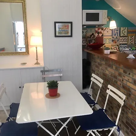 A Deux Pas Du Casino Et De La Spacieux 2 Pieces 도빌