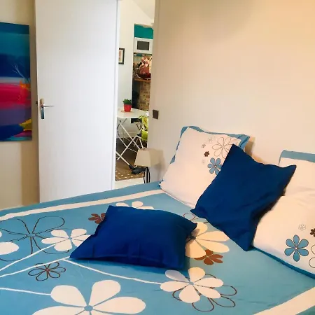 A Deux Pas Du Casino Et De La Spacieux 2 Pieces