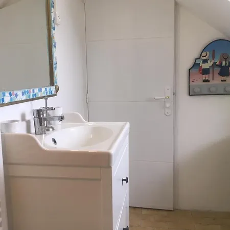 A Deux Pas Du Casino Et De La Spacieux 2 Pieces