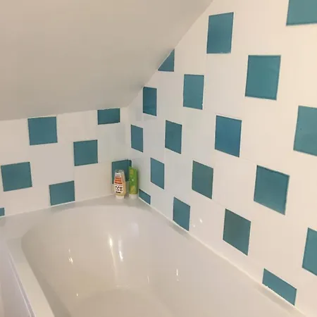 A Deux Pas Du Casino Et De La Plage Spacieux 2 Pieces Apartamento *